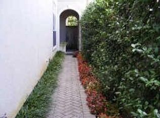 4822 Travis St, Houston, TX 77002