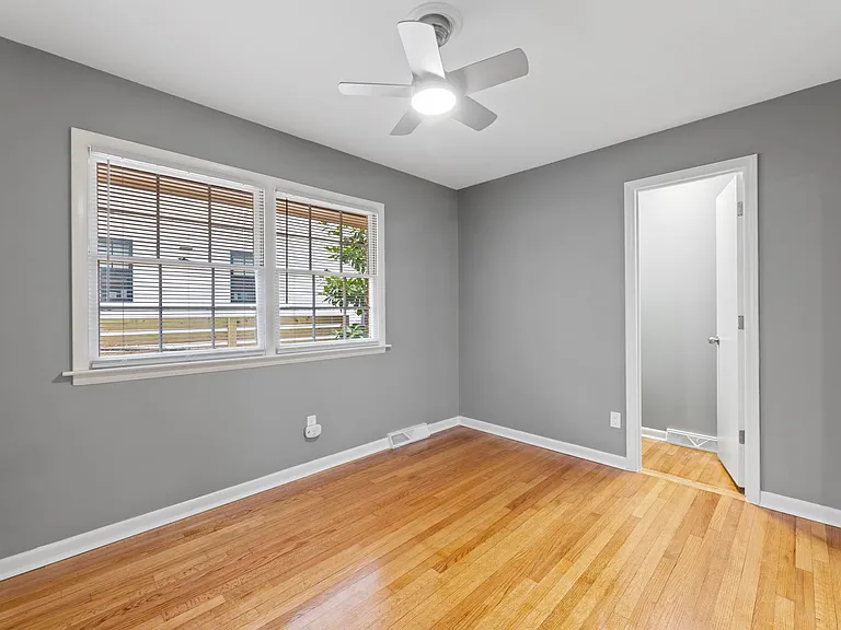 513 Bart St — Photo 22