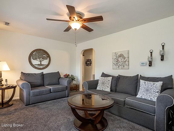 2nd image of 13201 Meadowlawn Dr