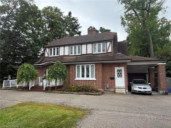 1558 King St E, Cambridge, ON N3H 3R5