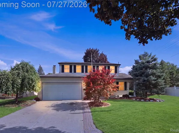 13622 Biscayne Dr, Sterling Heights, MI 48313