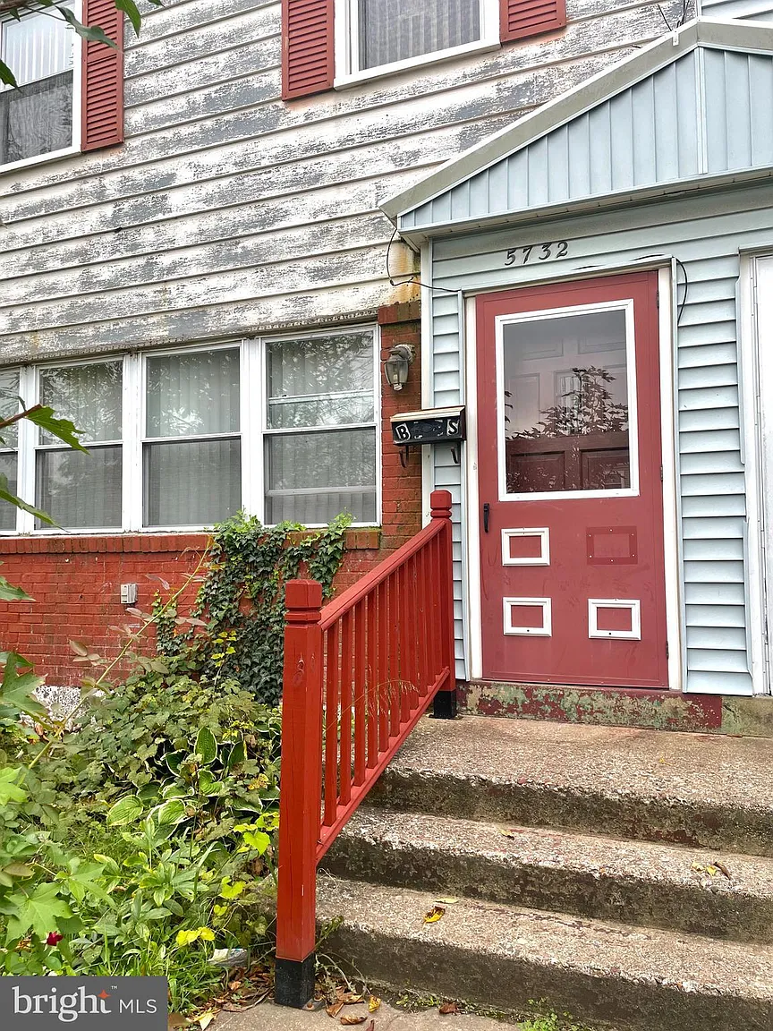 5732 Mitchell Rd photo 1
