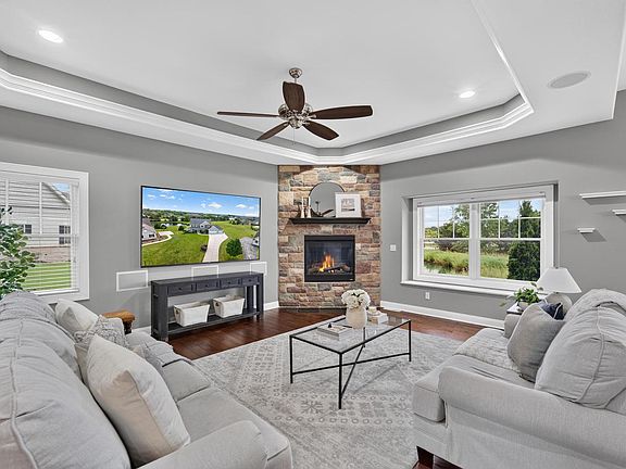 2nd image of 1347 W Stillwater CIRCLE
