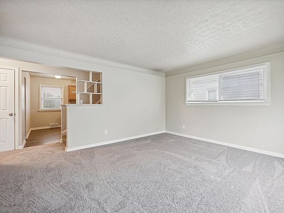 5th image of 3986 Jo Ann Dr