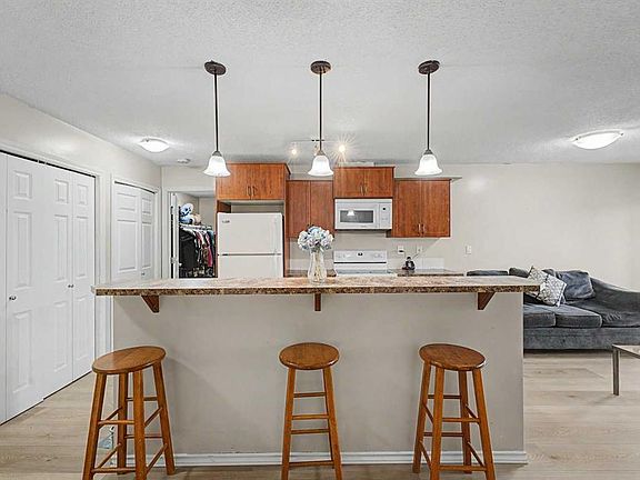 4th image of 700 W Willowbrook Rd NW #2430