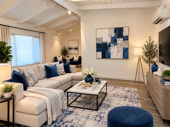 SB0217, 217 10th St #3, Seal Beach, CA 90740