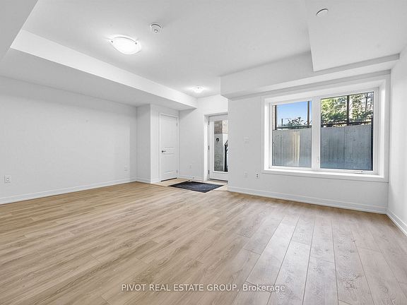 4th image of 56 Elizabeth St S #1104