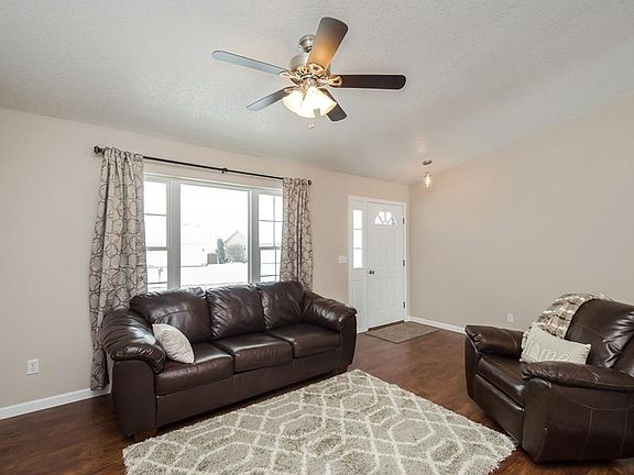 3rd image of 505 Hope Ave