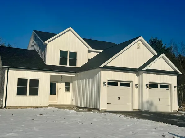 37 Black Bear Path, Corinth, NY 12822