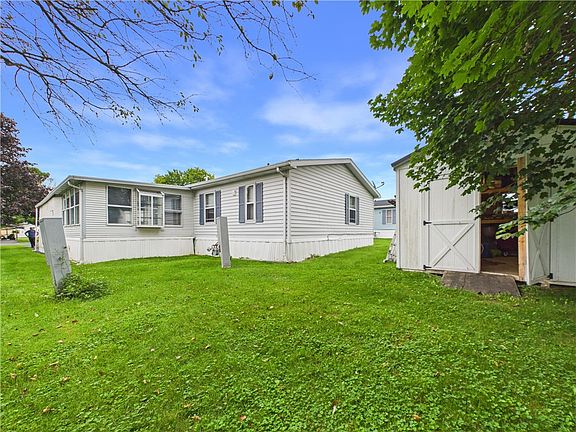 3rd image of 6405 Murphy Dr