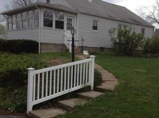 226 W Shaffer Rd, Aliquippa, PA 15001