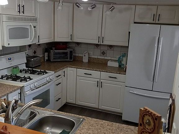 Kitchen view from living roo
