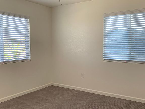 5th image of 6637 Osler St