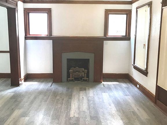 3rd image of 3431 Benton Blvd