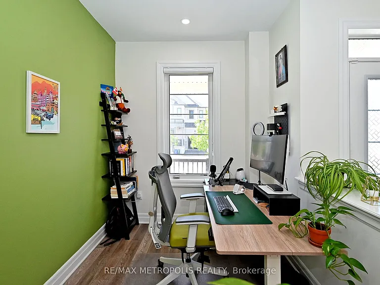 82 Westfield Dr — Photo 6