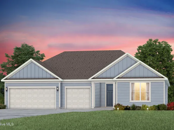 573 Tramontane Boulevard SW, Shallotte, NC 28470