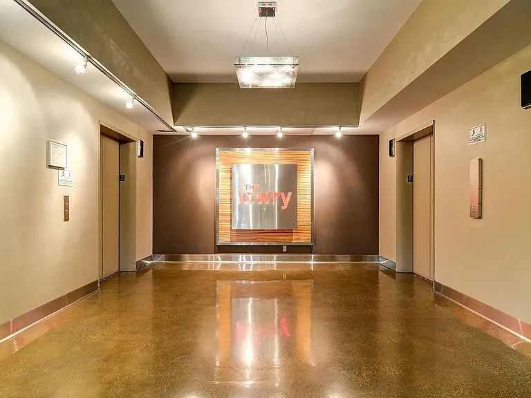 350 Saint Peter St #419 — Photo 7