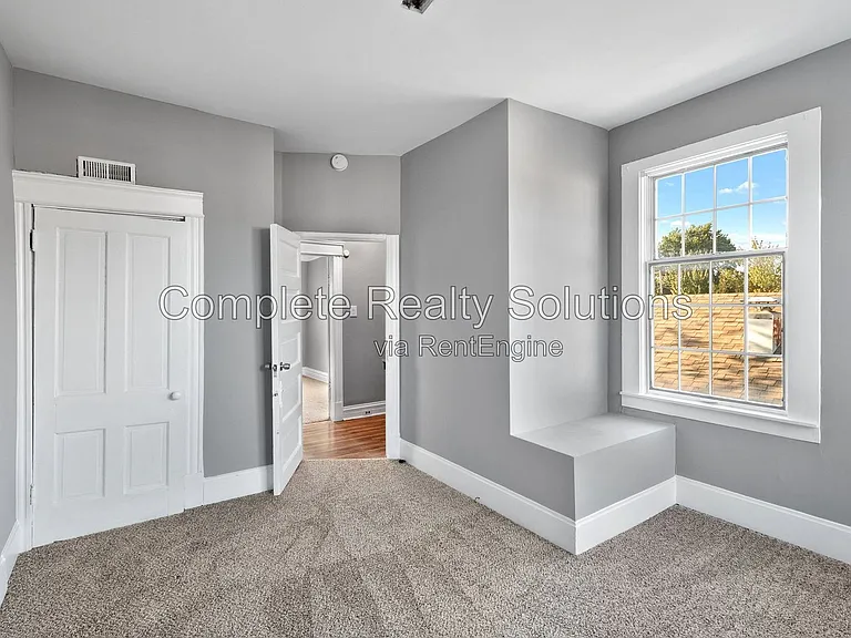 6254 Goener Ave — Photo 15
