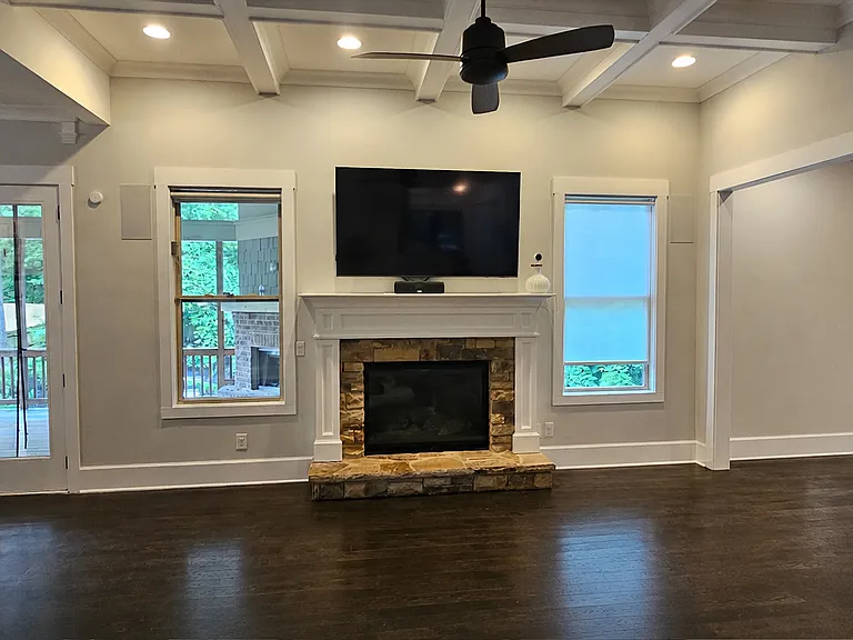 2110 E Roxboro Rd NE — Photo 10