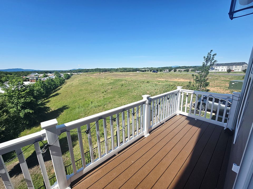 Picturesque view off the 2nd floor Balcony. (4th floor blacony not yet pictured)