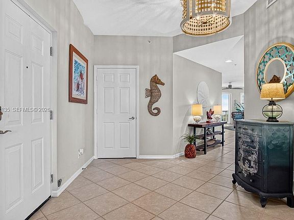 5th image of 1024 Windward Dr #3206