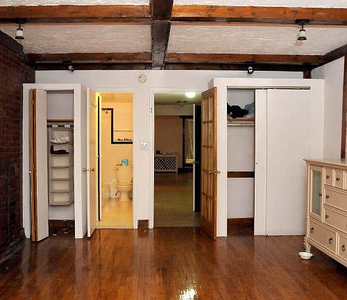 2nd image of 322 W 104th St APT 1R