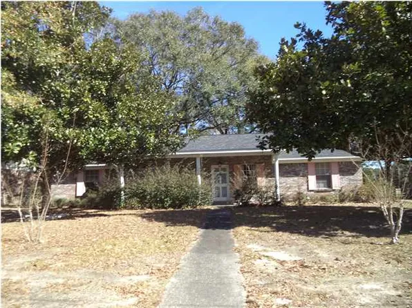 4413 Radian Dr, Mobile, AL 36693