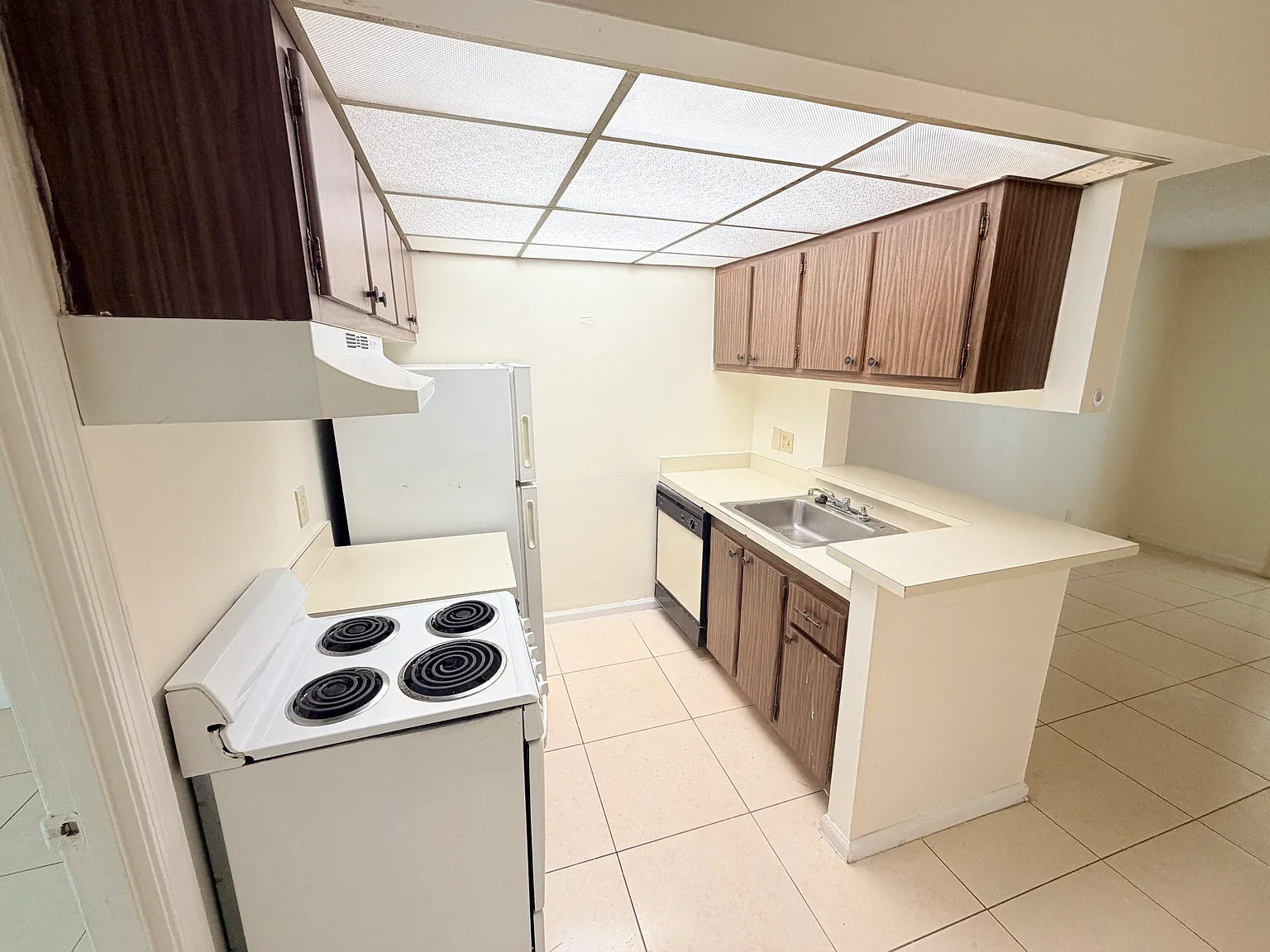 1 bed, 1.0 bath, 495 sqft, $1,500 — Photo 2