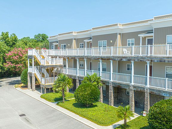 3rd image of 4132 Vanessa Drive Unit 1