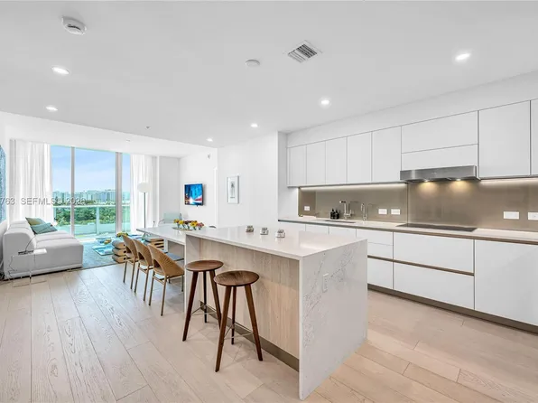 9201 E Bay Harbor Dr, Miami Beach, FL