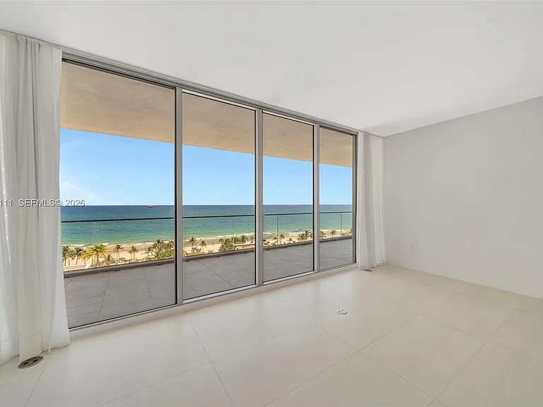 153 N Seabreeze Blvd #801 — Photo 39