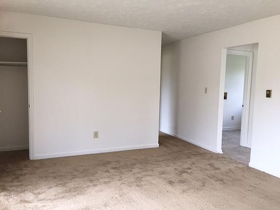 3rd image of 3809 Rapid Run Dr