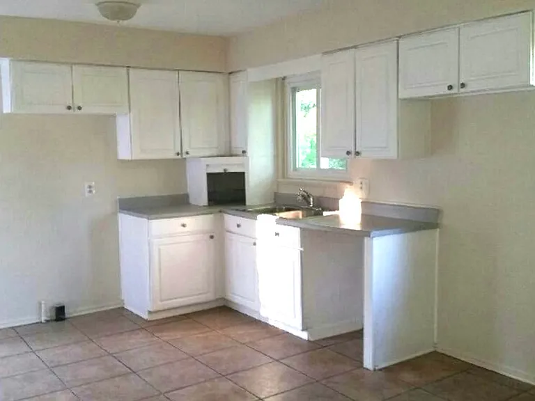 6502 Sally Ct — Photo 4