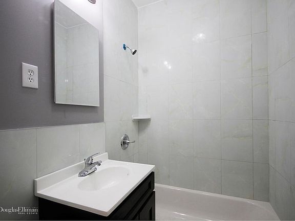 5th image of 2038 29th St #2