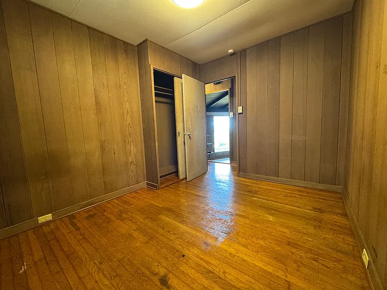 2548 Ferdinand Ave — Photo 8