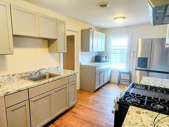 5th image of 703 Court St #701