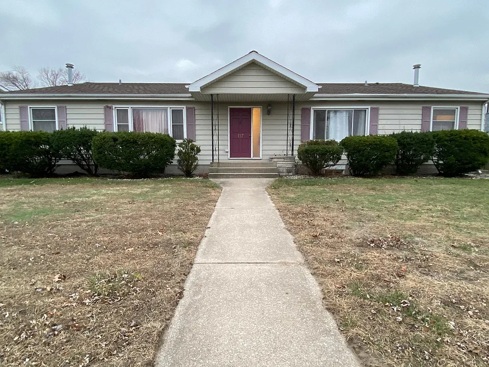117 E 378th Ave