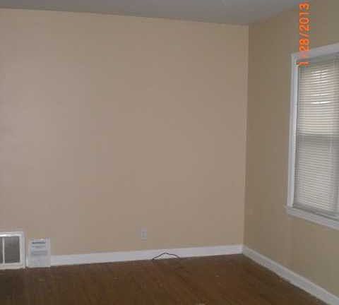 4th image of 1404 E Missouri St