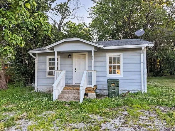 908 W 6th St, Claremore, OK 74017