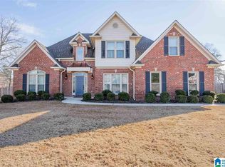 566 Overlook Rd, Fultondale, AL 35068