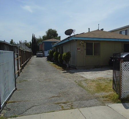 1st image of 1626 W 146th St APT A