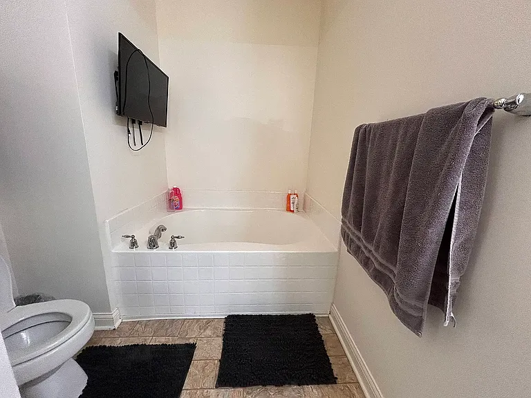 3190 Shadow Creek Blvd — Photo 9