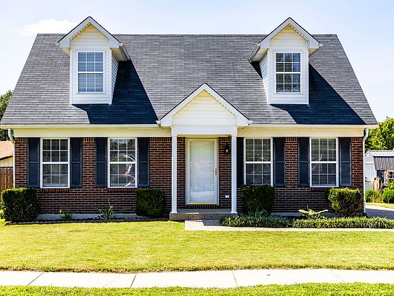 2nd image of 10504 Pebblestone Cir