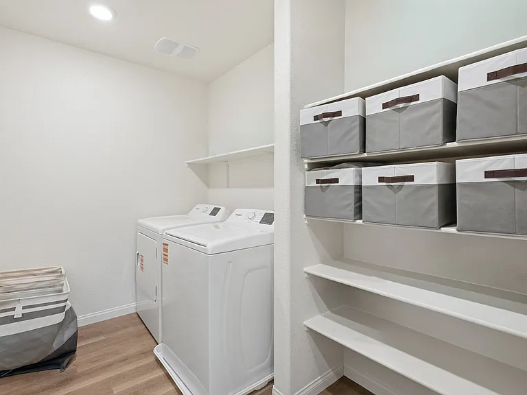 1502 Brianna Falls Dr — Photo 34