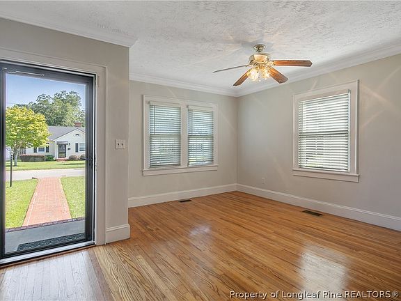 4th image of 219 Marshall Rd
