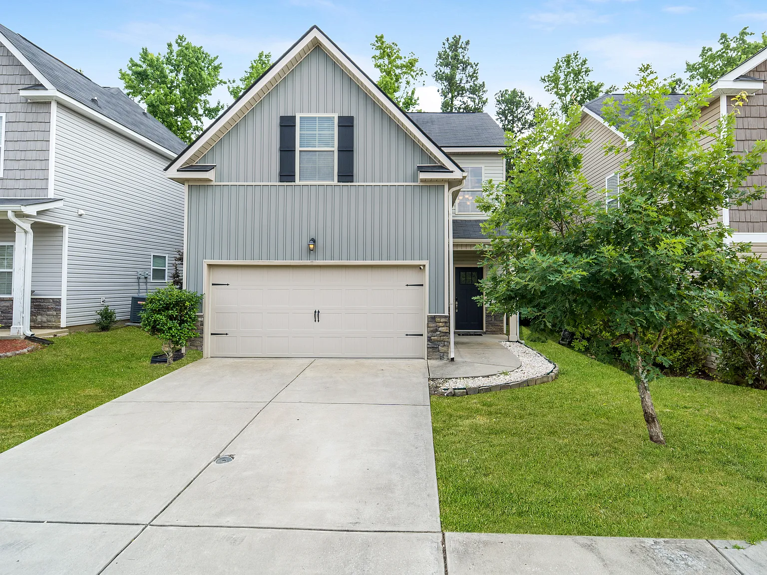 4 bed, 1837 sqft, $4,500 — Photo 1