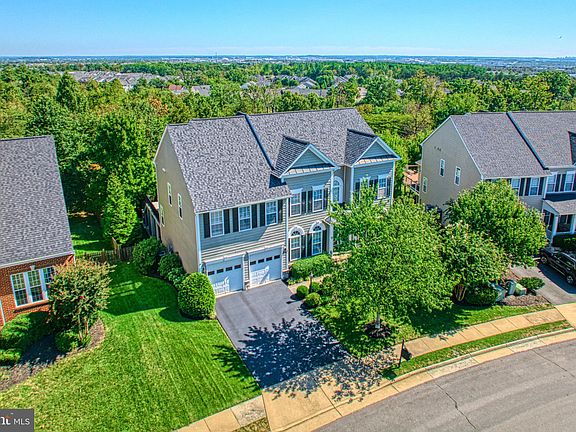 5th image of 22176 Windy Pine Ct