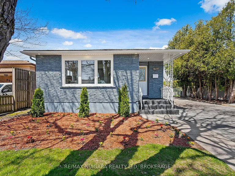 8235 Paddock Trail Dr #LOWER — Photo 1