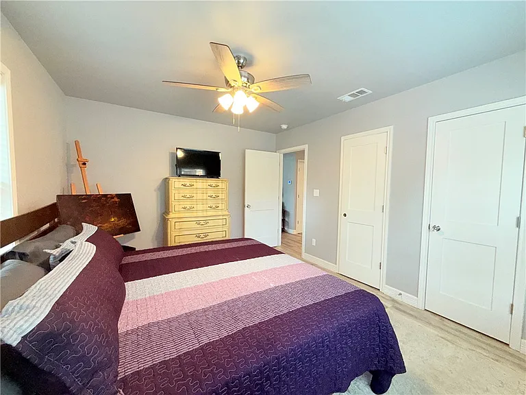 455 Louisiana Ave — Photo 18