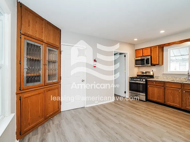 914614_008_wm_-_kitchen_13470292.jpg